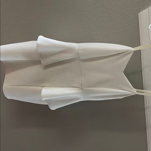 White Everly peplum dress in great condition
